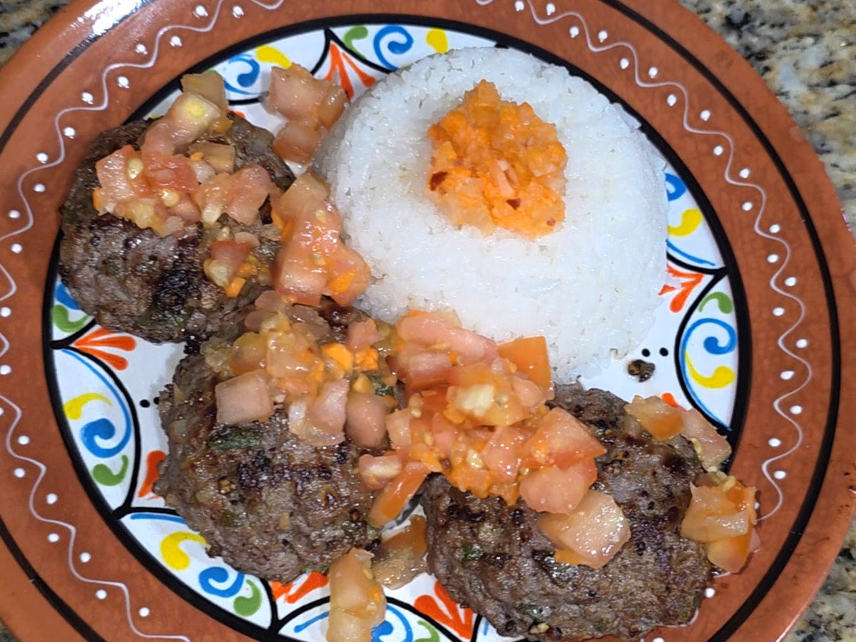 🥩 Beef Patties with Chile Criollo Salsa